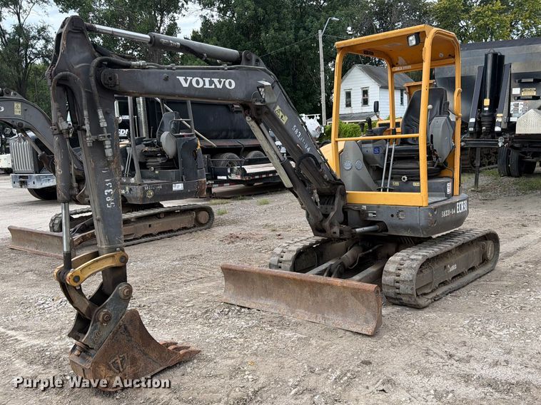 2011 Volvo ECR38 mini excavator - FK3598