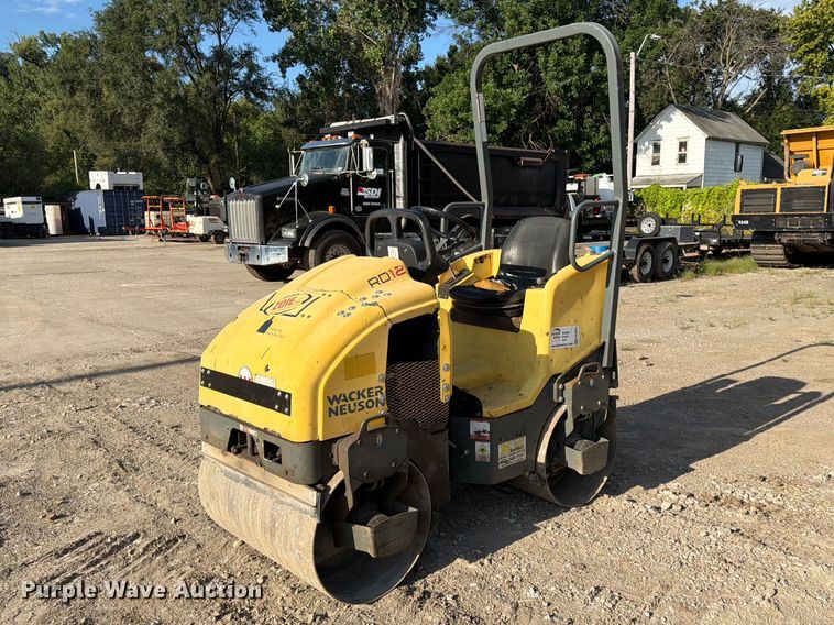 2015 Wacker Neuson RD12A double drum vibratory roller - FK3601