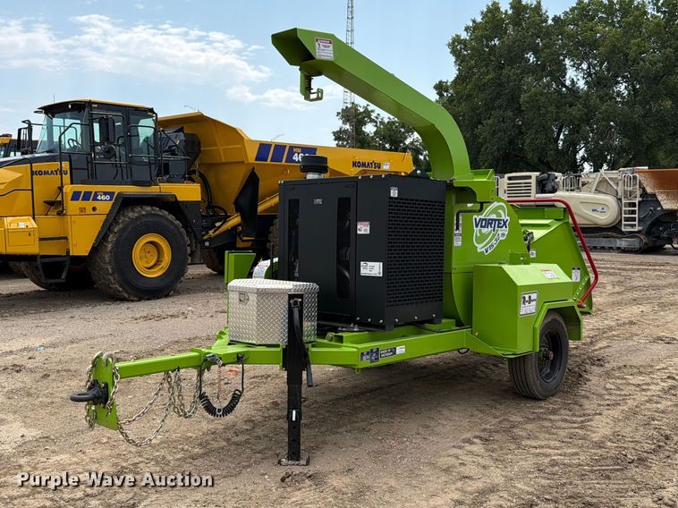 2026 Dyna V15-32 wood chipper - FN5818