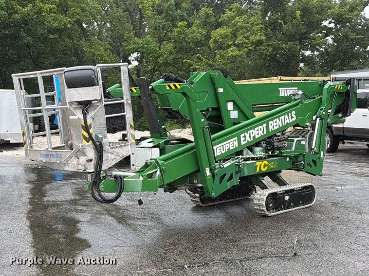 2016 Teupen TC69A tracked boom lift - FT6127
