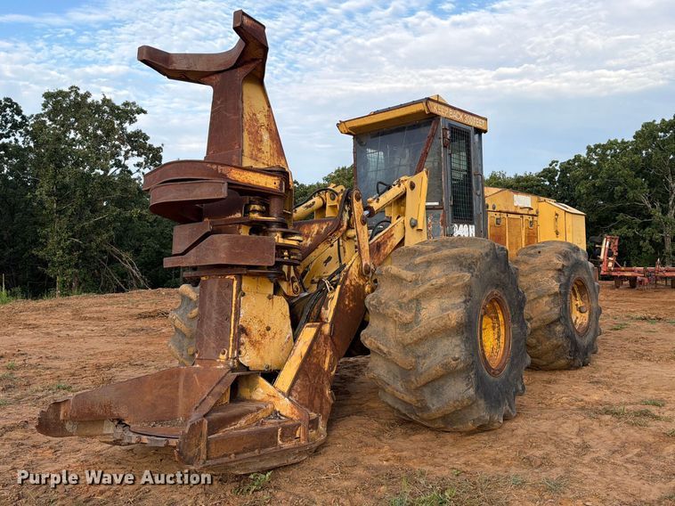 2005 John Deere 843H feller buncher - FU1010