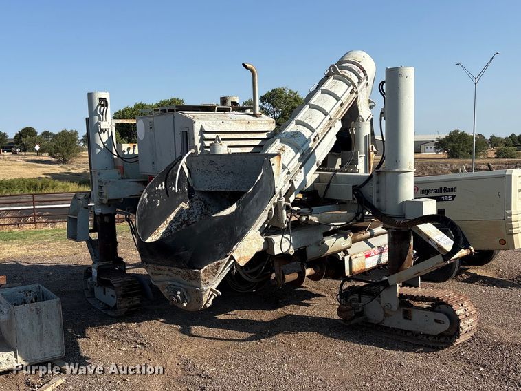 Power curber 5700B curb machine  - JM9417