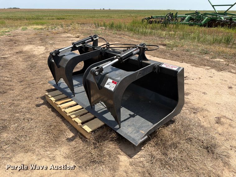 Stout HD72-FB skid steer grapple bucket - MZ9892
