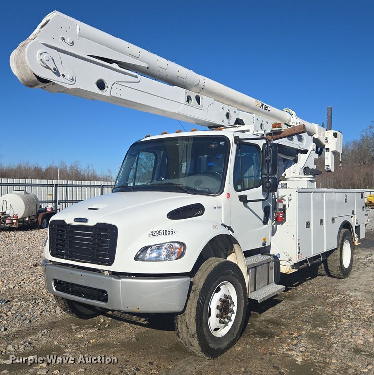 2024 Freightliner Business Class M2 bucket truck - YA1861