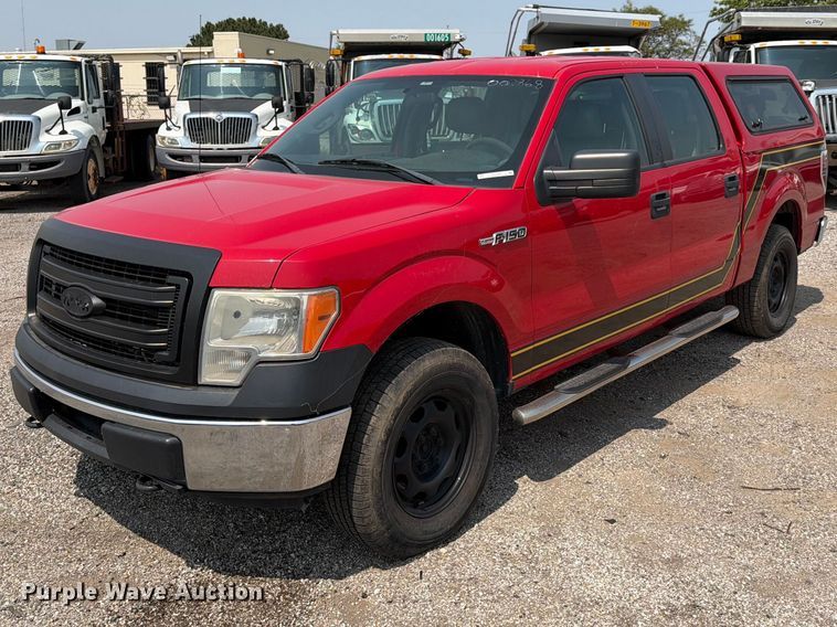 2014 Ford F150 Crew Cab pickup truck - EX4068