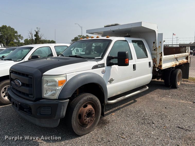 2016 Ford F550 Super Duty dump truck - EX4070