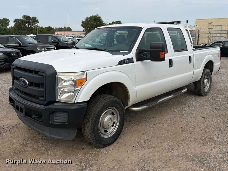 2016 Ford F250 Crew Cab pickup truck - MZ9841
