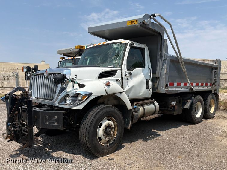 2021 International HV507 dump truck - MZ9850