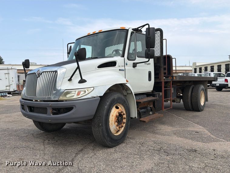 2009 International 4300 dump flatbed truck - MZ9853
