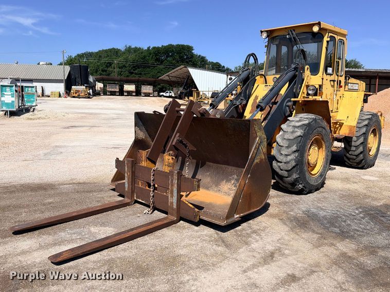 1990 Michigan L70 wheel loader - DU1512