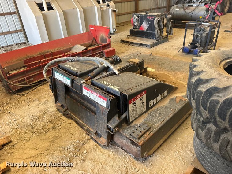 Brushcat skid steer rotary mower - DY3216