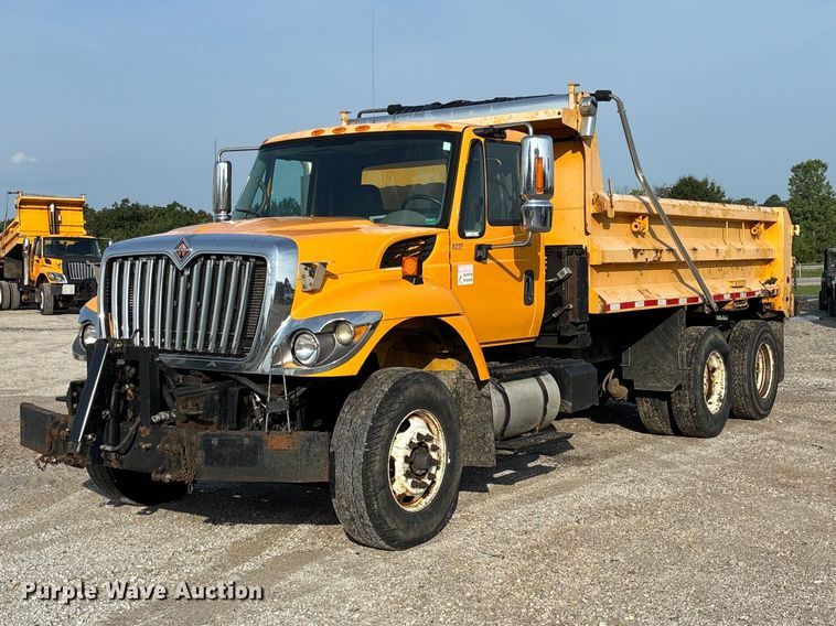 2009 International WorkStar 7500 dump truck - DZ4536