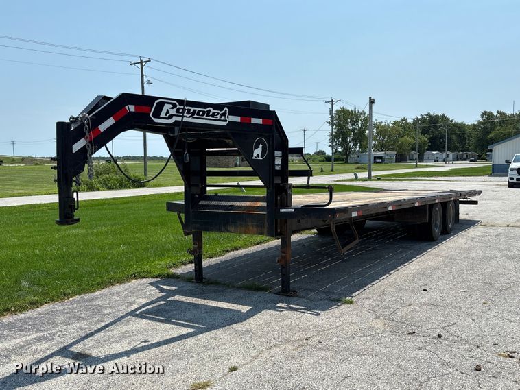 2019 Coyote GN29HYD hydraulic tail equipment trailer - DZ4572