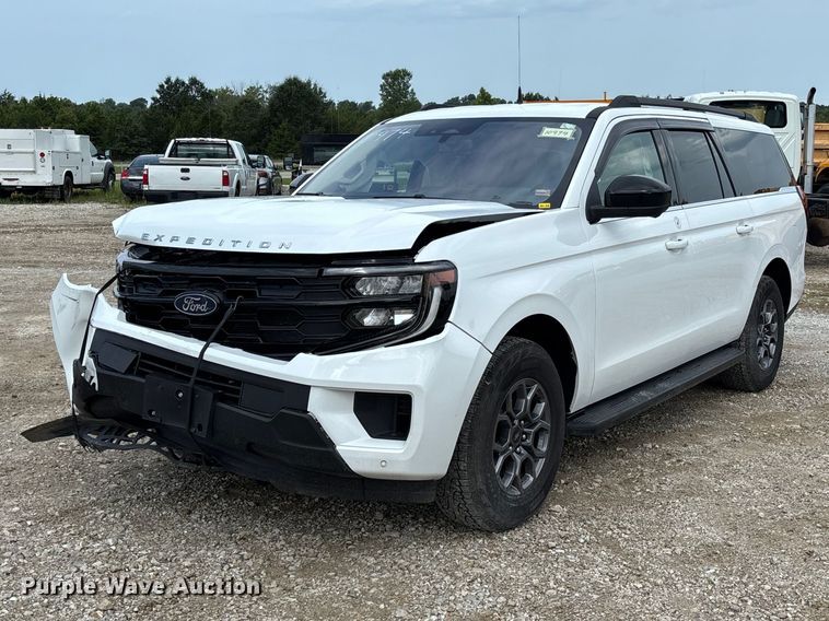 2025 Ford Expedition Max Active SUV - DZ4611