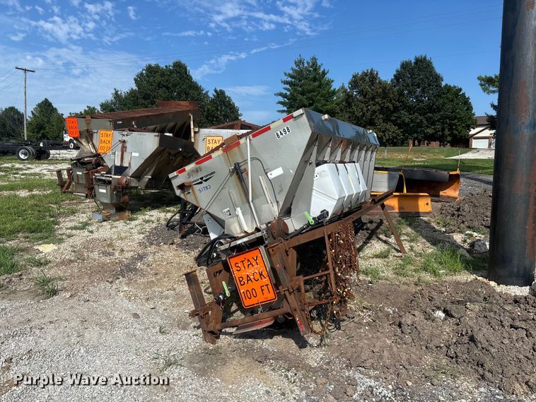 Truck attachments - DZ4621