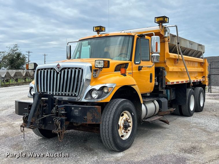 2011 International WorkStar 7500 dump truck - DZ4642