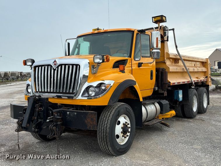 2012 International WorkStar 7500 dump truck - DZ4645