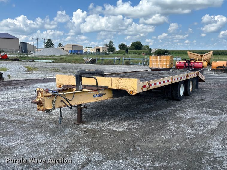 1997 Towmaster 0C-20 equipment trailer - DZ4656