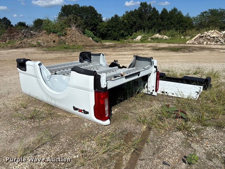 Ford pickup truck bed - DZ4680