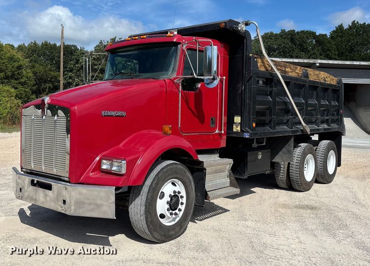 2007 Kenworth T800 dump truck - EO4466