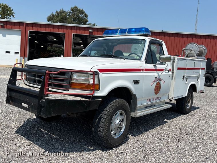 1997 Ford F250 utility bed pickup truck - ER3222