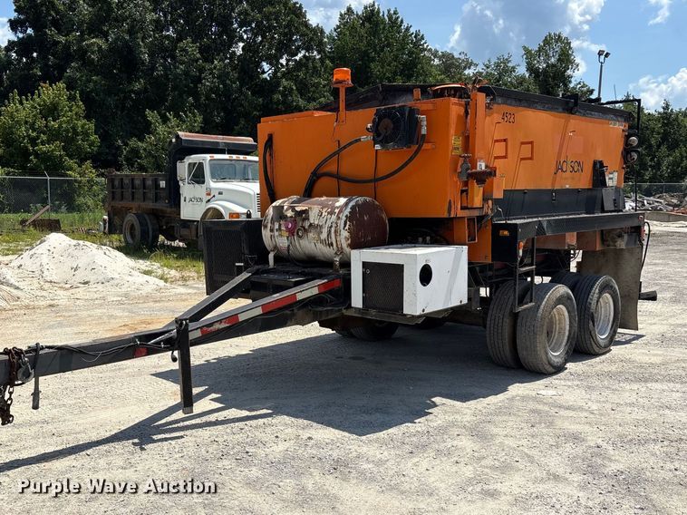 HD industries TM425-100 pothole patcher - ER3246