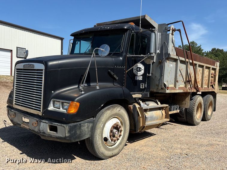 1996 Freightliner FDL112 dump truck - ET0398