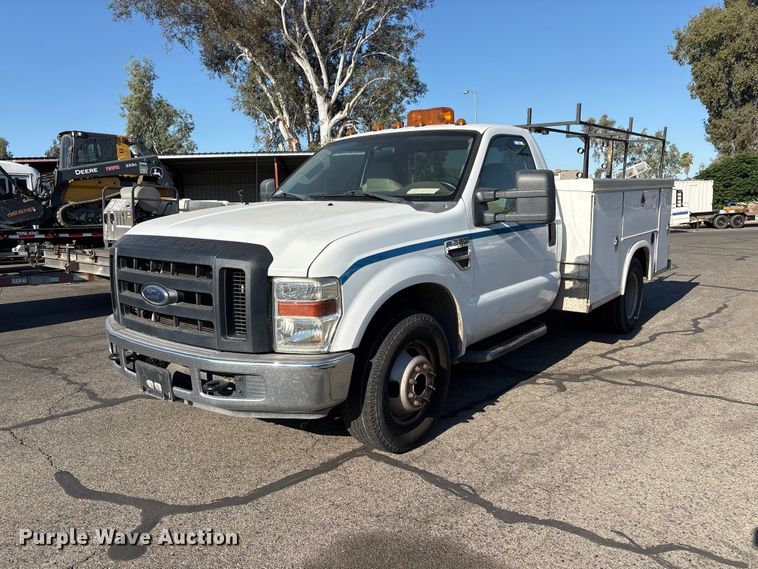 2008 Ford F350 Super Duty utility bed pickup truck - ET0569