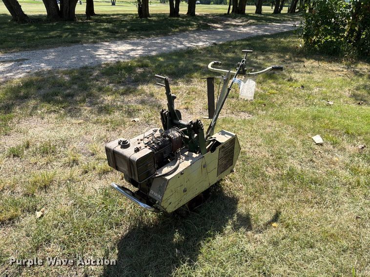 Ryan JR5 sod cutter - EV2489
