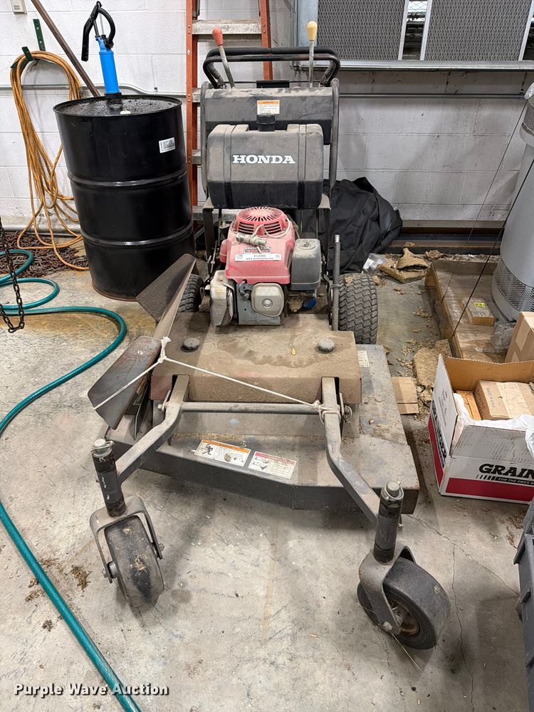 Honda lawn mower - EV2498