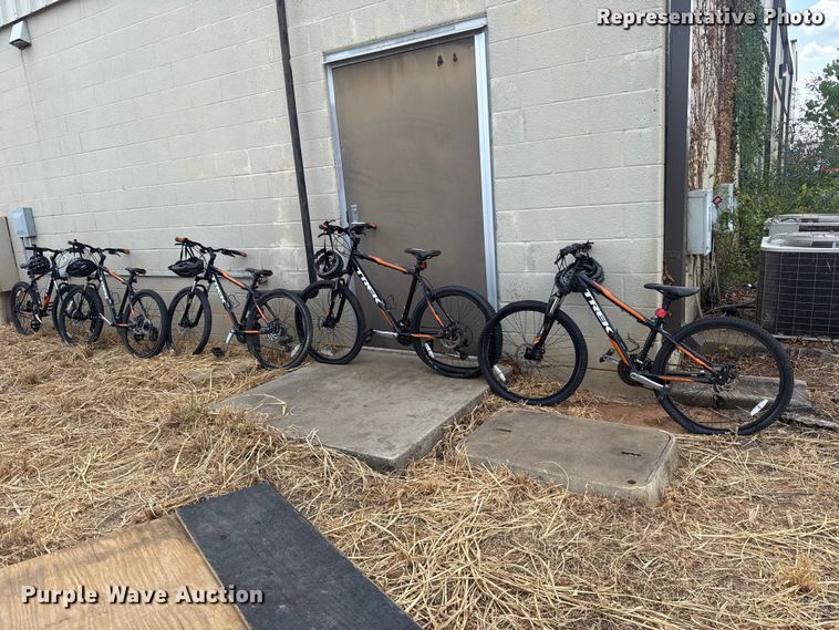(5) Trek 3500 bicycles - FC4169