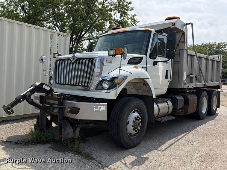 2013 International WorkStar dump truck - FH6262