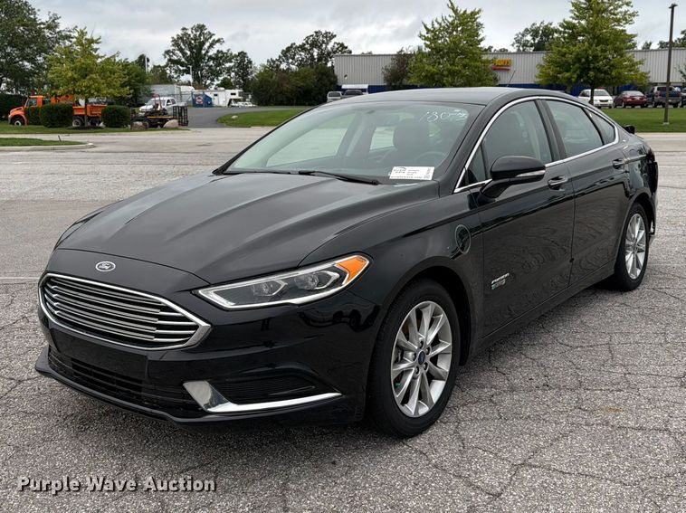 2018 Ford Fusion  - FK2057