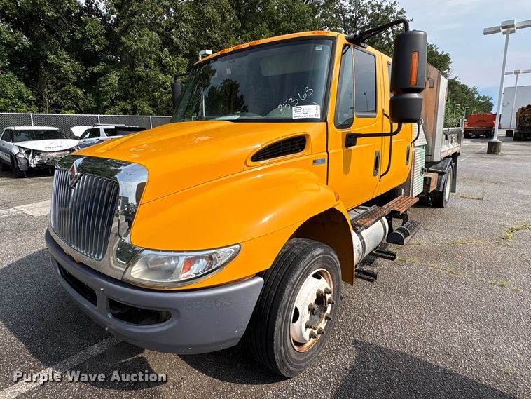 2015 International 4300 SBA Crew Cab dump truck - FK2063