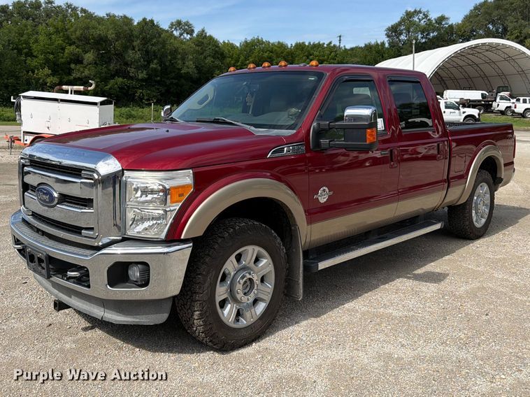 2013 Ford F250 Super Duty Crew Cab pickup truck - FK3361
