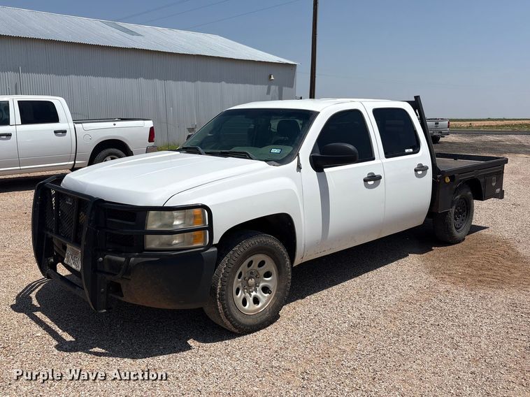 2011 Chevrolet Silverado 1500 Crew Cab dump flatbed pickup truck - JM9409