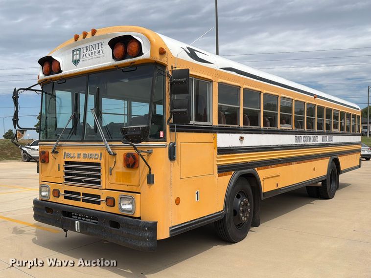 2001 Blue Bird TC2000 school bus - MZ9932
