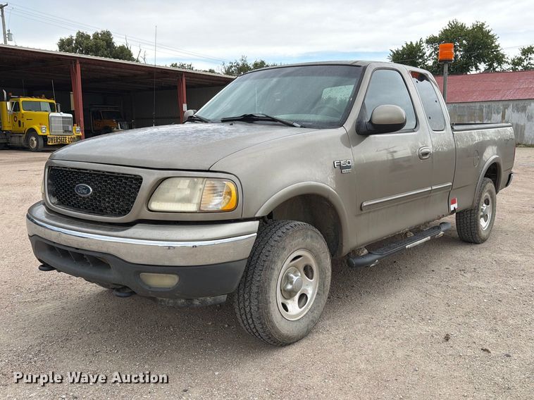 2001 Ford F150 Ext. Cab pickup truck - MZ9990