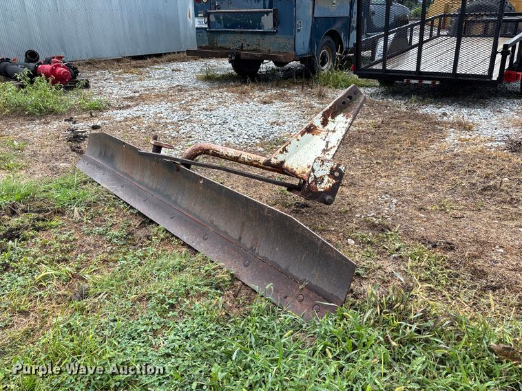 Three point blade - NM9893