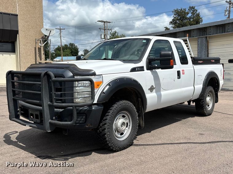 2015 Ford F350 Super Duty Ext. Cab pickup truck - NM9940