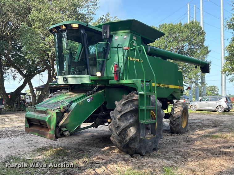 1998 John Deere CTS II RWA combine - EU0709