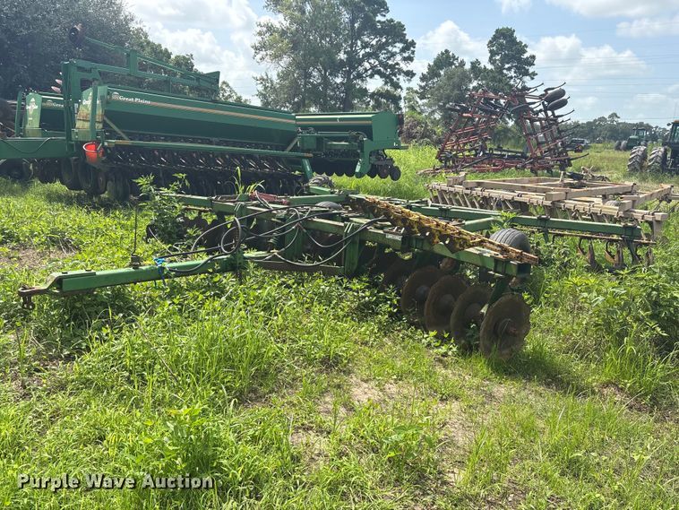 John Deere tandem disk - EU0713