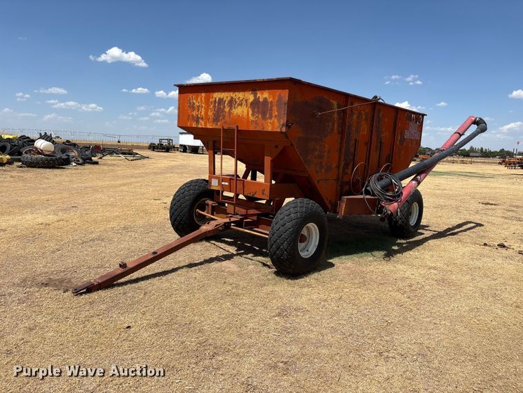 M&W Gear Company gravity wagon - EW4071