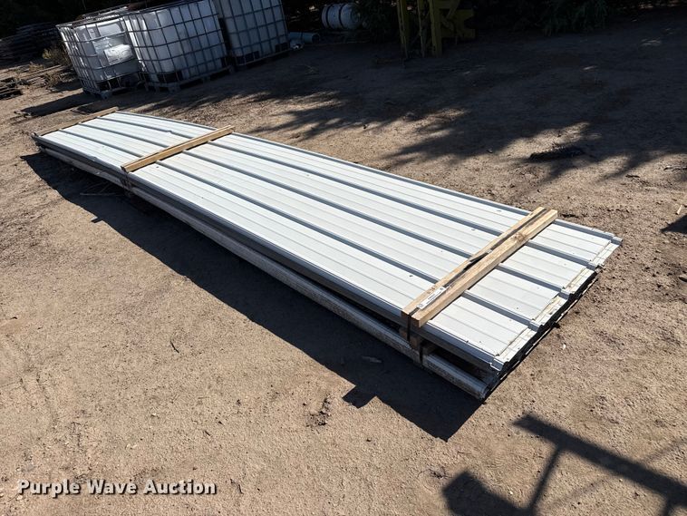 (100) sheets of corrugated sheet metal - EW4221