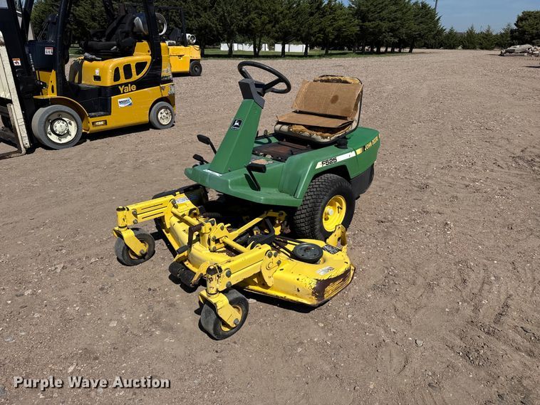 John Deere F525 lawn mower - EW4231