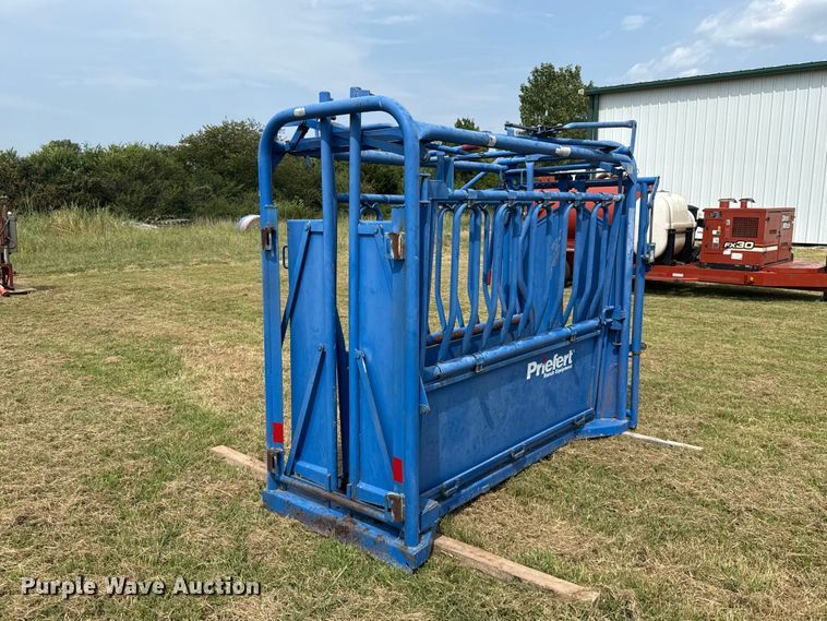 Priefert S04 Livestock chute - FC4125