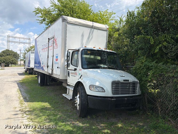 2011 Freightliner M2 box truck - EF1346