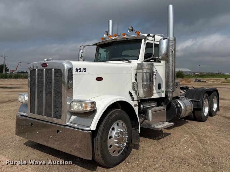 2016 Peterbilt 389 semi truck - EW4185