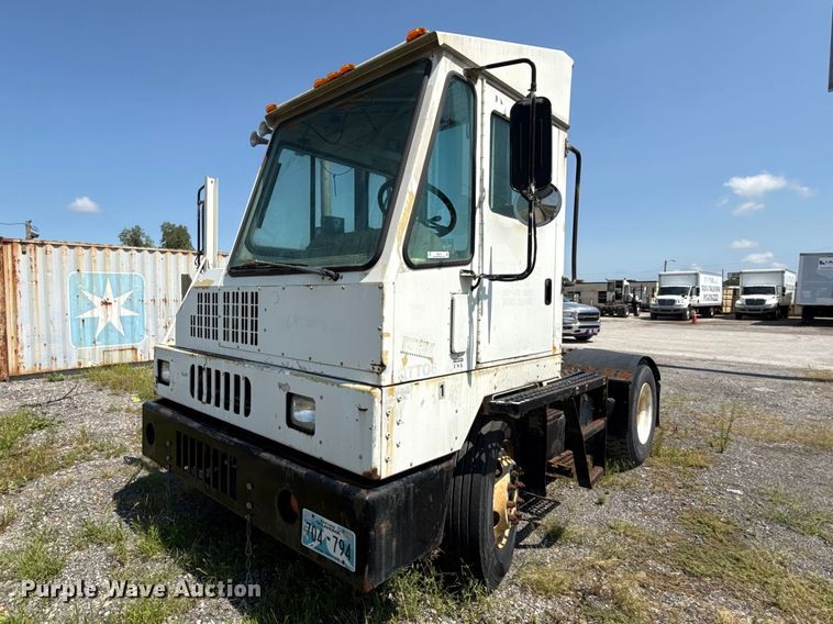 2005 Ottawa 30 yard truck - EX2212