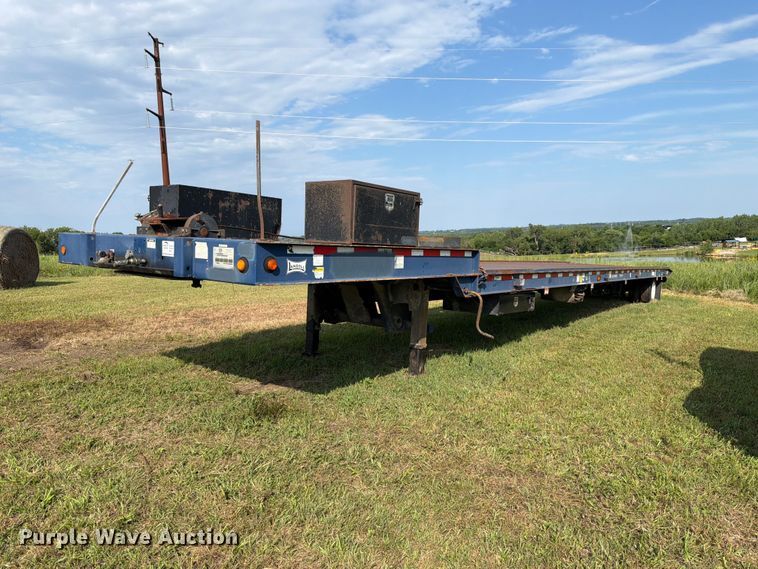 2011 Landoll flatbed trailer - FH6286